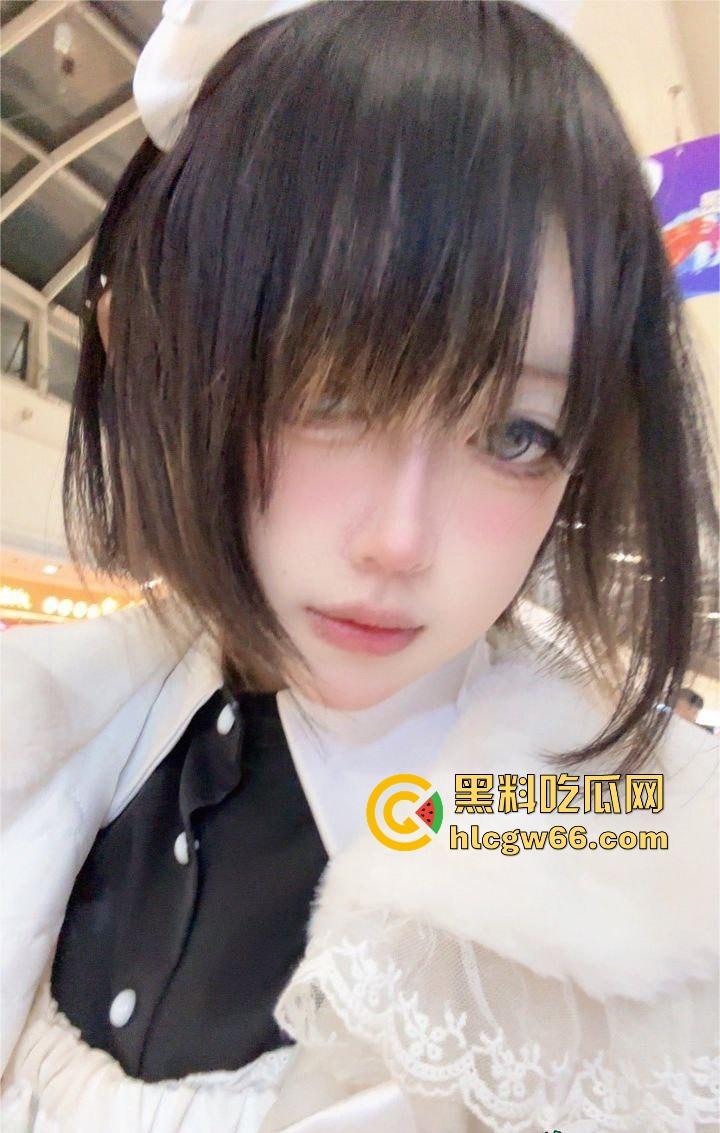 江苏无锡校园公交车【俞静雯】酷爱COS的骚母狗 天天被不同男人轮番内射 逼松得跟高速公路一样!-4