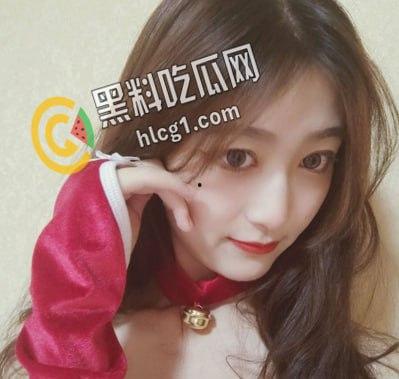 兄弟分享自家清纯清纯反差女友 吴婷婷 又纯又骚 贴心给男友口交 扒开内裤展示粉嫩小穴 虽然长得一般 但是她骚啊-2