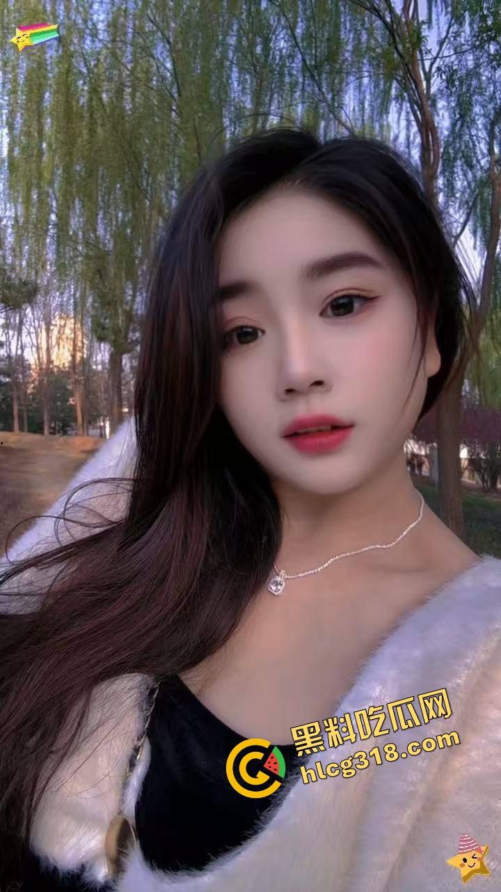 公园树下野战气质女神,高潮娇喘内射后,当场提裤子逼里夹着热精液小碎步走人,说就想这样走回家!-4