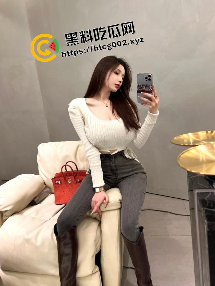 梦中情乳!反差母狗【闵雨晴】被富二代包夜 传教士体位狂入 雪白巨乳晃的人头晕-46