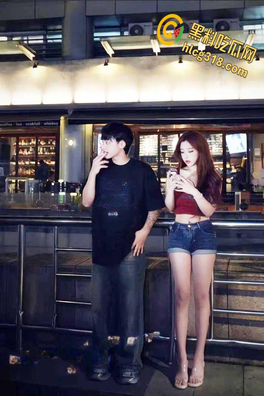 网红牙牙男友偷情兄弟女友,酒店监控露脸实锤,激情69口交无套内射!-5