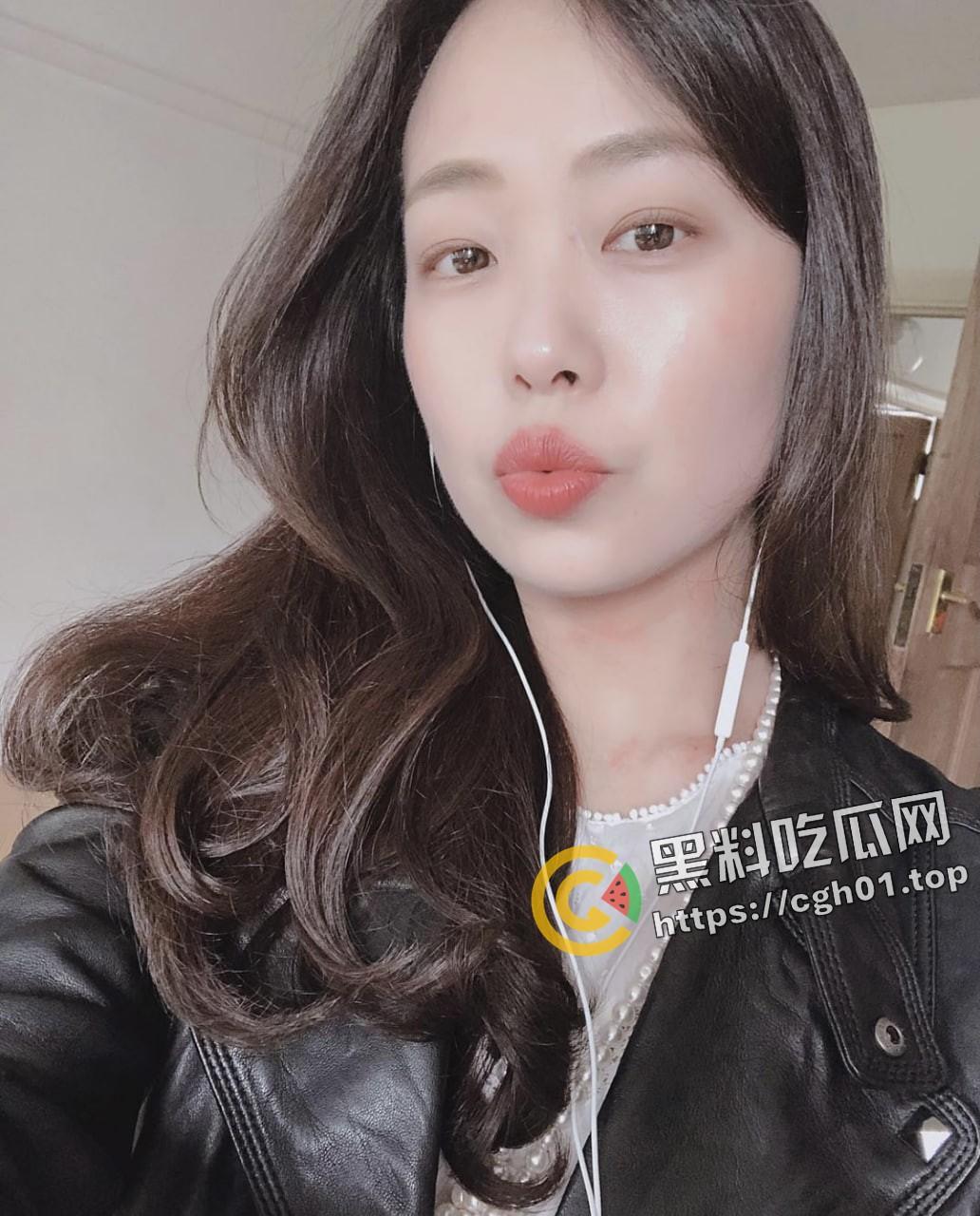 过年回家拿下高中班主任!曾经高高在上得老师变成身下韵味十足祈求大棒得母狗-3