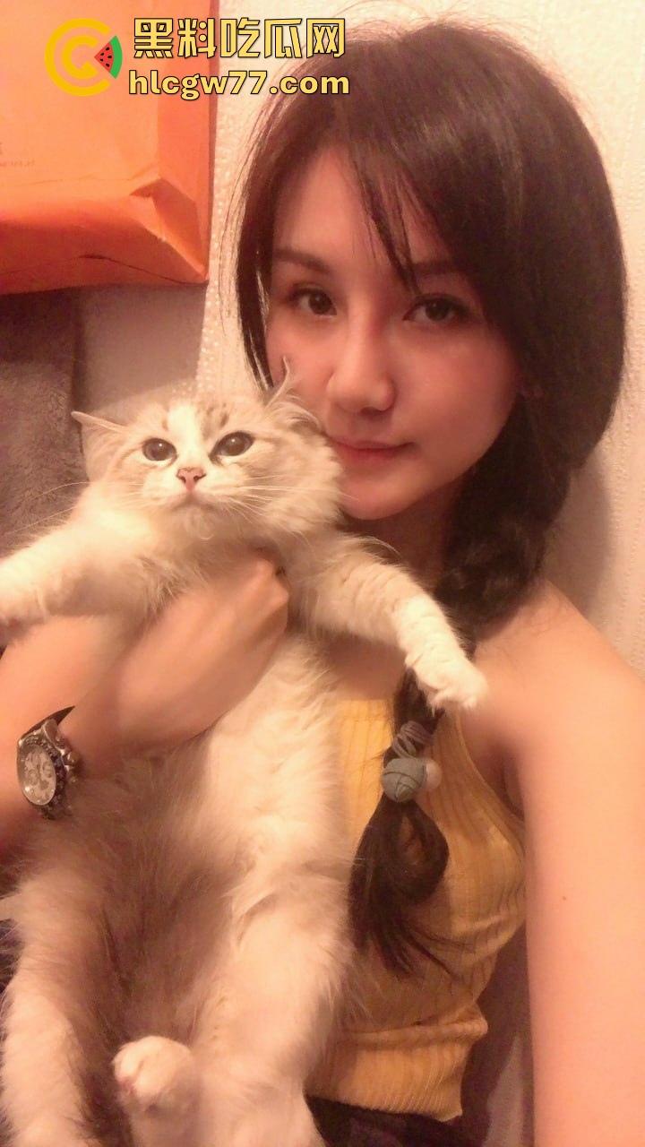 海角社区 善良的小嫂子 楼道自慰到喷水 嫂子跪求我快点内射给她-2