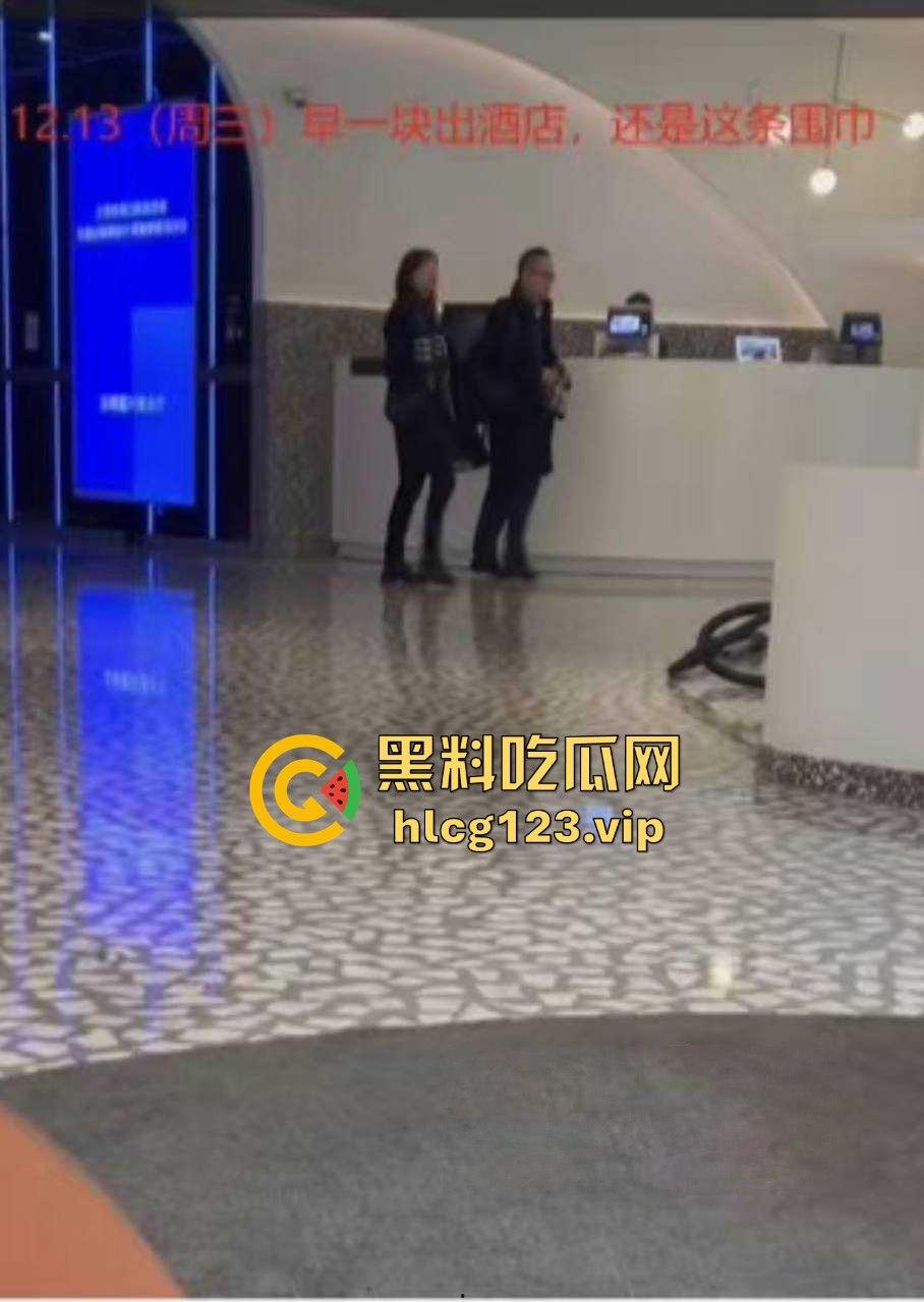 金融圈再爆大瓜!富国基金『鲍奇姗』与北京卓识『张博』偷情被抓,出轨视频流出,骚逼永远满足不了!-9