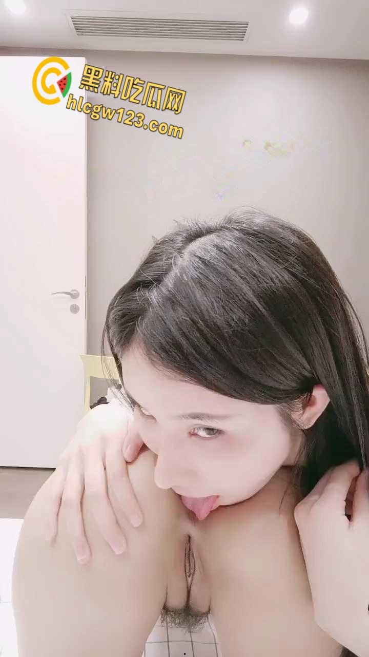 美臀拉拉姐妹花,双女主下海直播娶得其中一个,就能得到另外一个你愿意娶她吗?-5