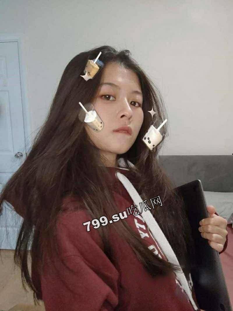 精品泄密!四位美女小姐姐私密视频流出 均有露脸 玩的就是真实-5