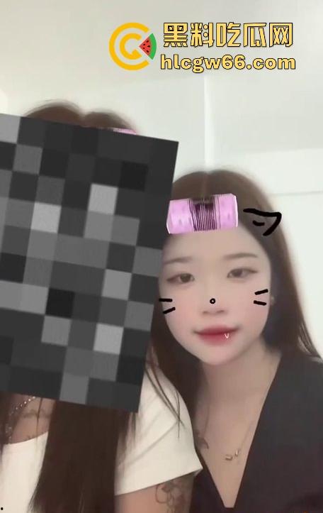 广东湛江雷州精神小妹 知三当三被一群精神小妹扒衣殴打 小妹妹这奶肯定保熟-8