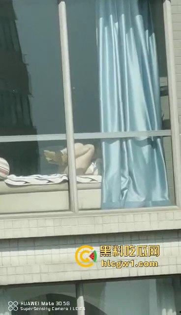 瓜友用华为手机偷拍邻居女孩看毛片自嗨!真TM清晰,以后干这事还是把窗帘拉上!这波偷拍真遥遥领先!-7