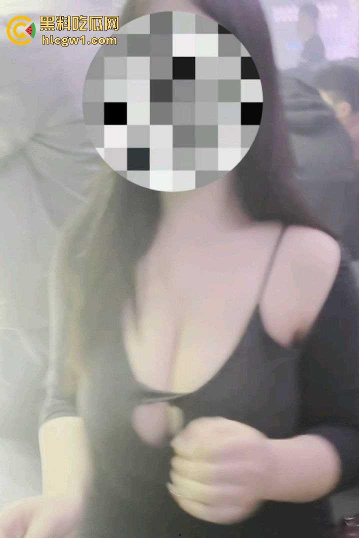 台湾小网红【九儿】夜店私拍流出!巨乳台妹喝多被男模拖进厕所猛操,浪叫声震碎天花板!-4