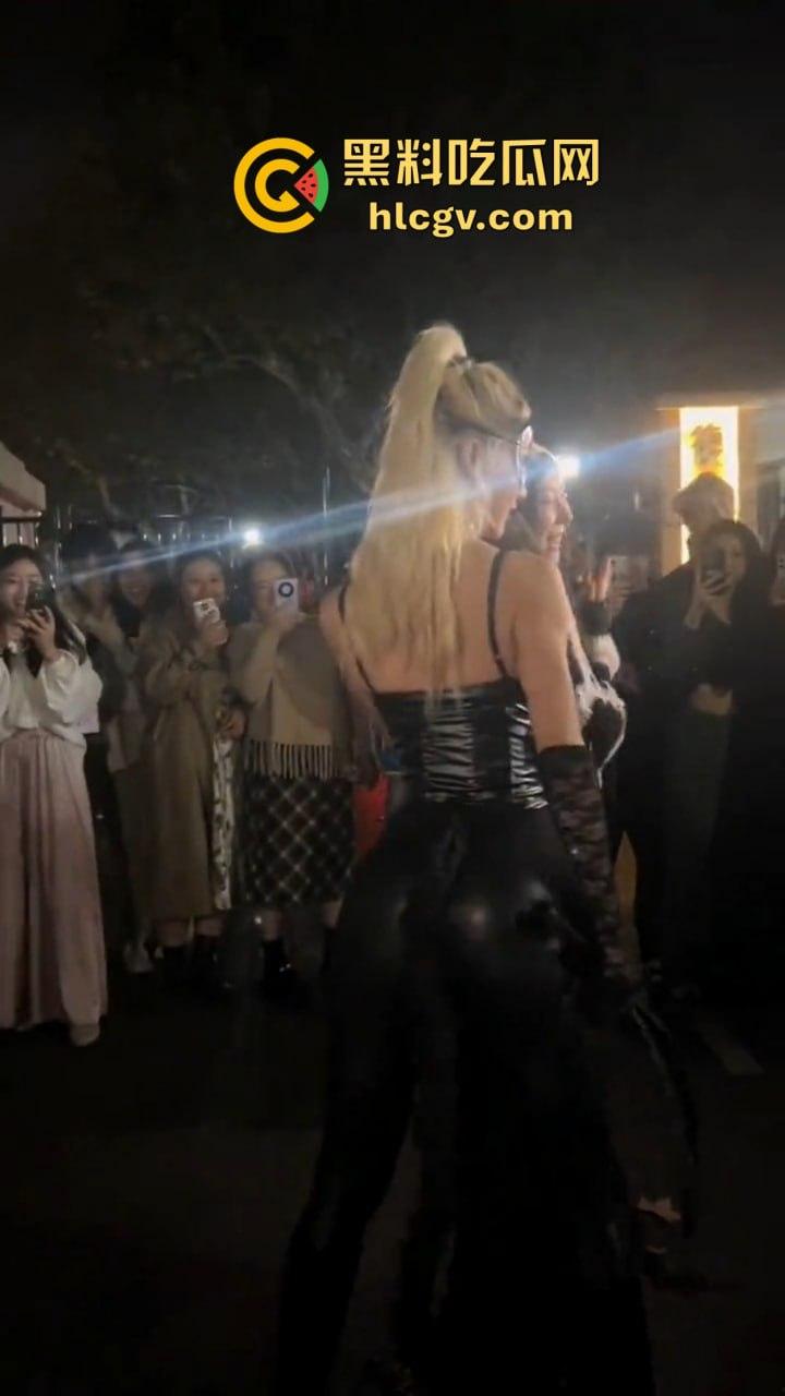 魔都万圣节夜晚骚鸡满街遍布,COS服装养眼又勾魂!上海这波夜生活『许文强』都说真香!-14