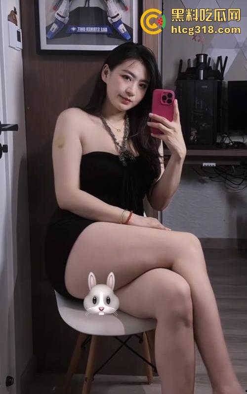 抖音极品微胖网红【都有】约炮金主视频曝光，丰乳肥臀激情后入，紧致蜜穴被猛操 淫叫连连！-2