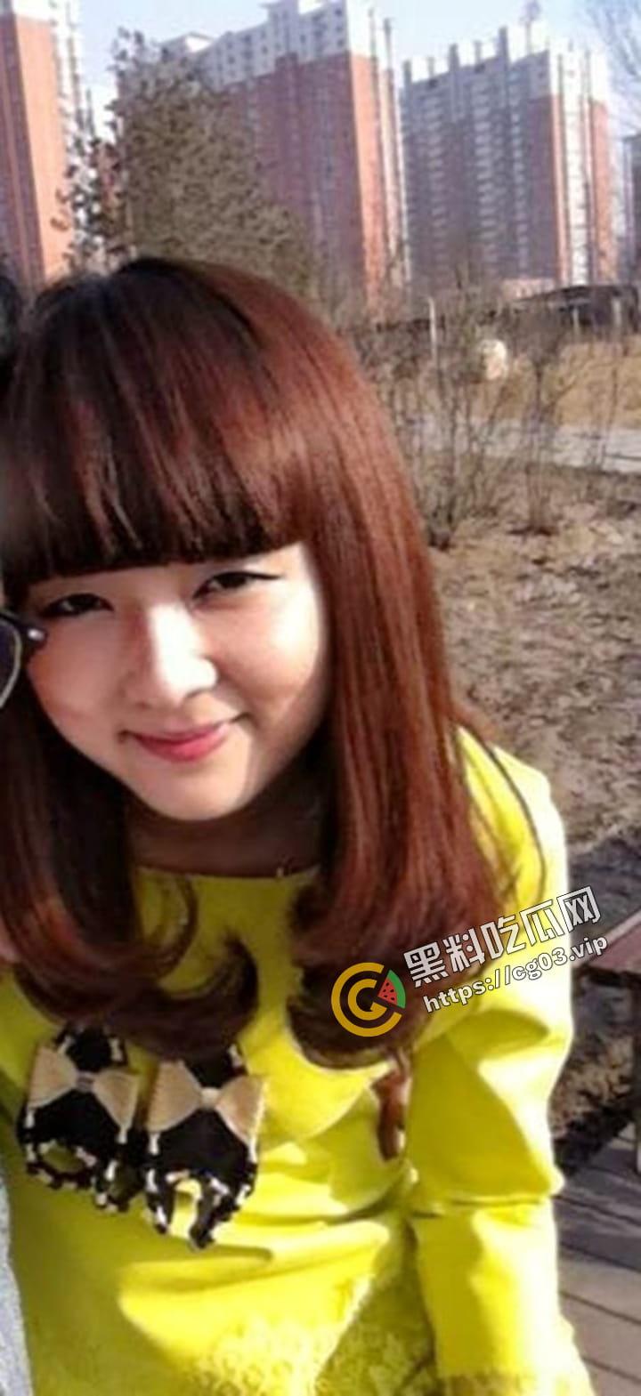 曝光!山西某电影院人事【李雪梅】婚内出轨男小三 还去聊骚男小四 情夫怒将其海量生活照 及裸照自慰视频流出-10