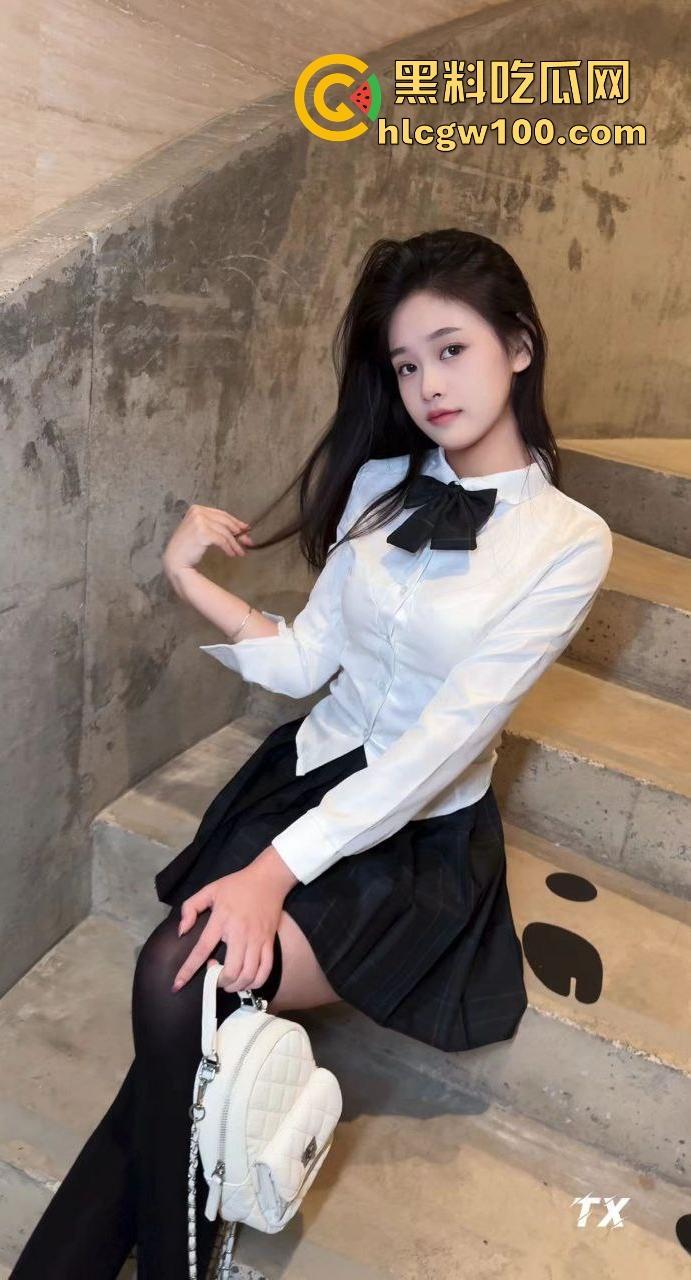 黑丝高跟电击鲍鱼了解一下,少女被调教到淫叫抽搐,带电的鲍鱼咬一口怕是连舌头都麻,你敢吃电击鲍鱼吗?-5