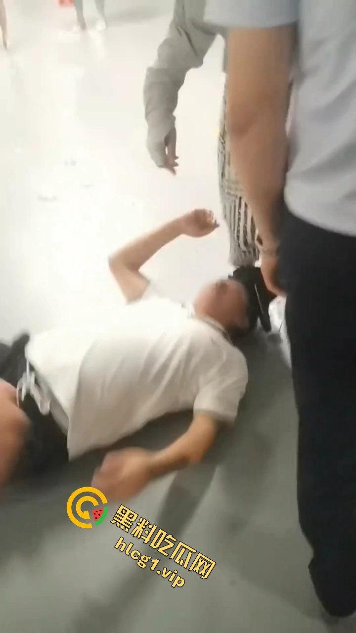 广东惠州惊现黑社会物业?网传物业放几十人围殴业主!-7