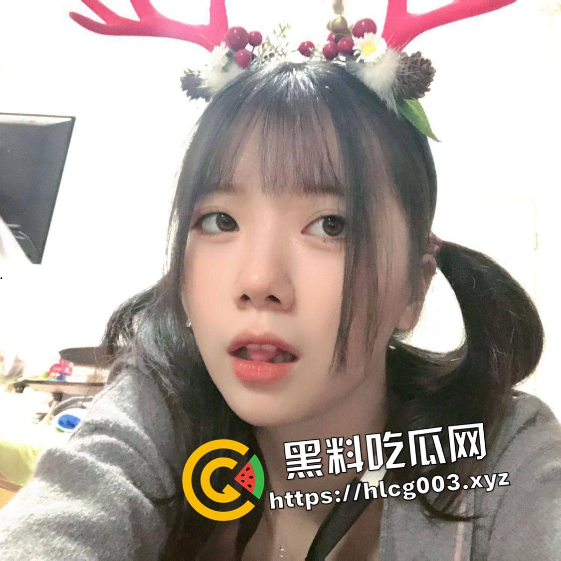 石河子大学反差学妹修手机网调视频被流出 掰开白嫩小穴 嘴里塞满骚内裤 自己嗦自己的淫水-1