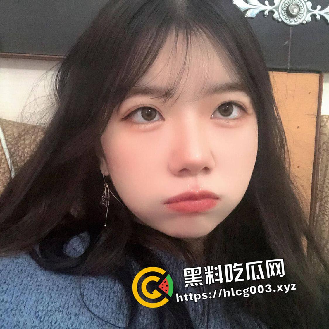 石河子大学反差学妹修手机网调视频被流出 掰开白嫩小穴 嘴里塞满骚内裤 自己嗦自己的淫水-3