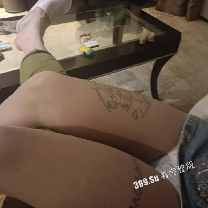 和在校纹身小母狗聊天记录曝光  用立秋的第一杯奶茶换立秋的第一炮  瓜友们来学一下-22