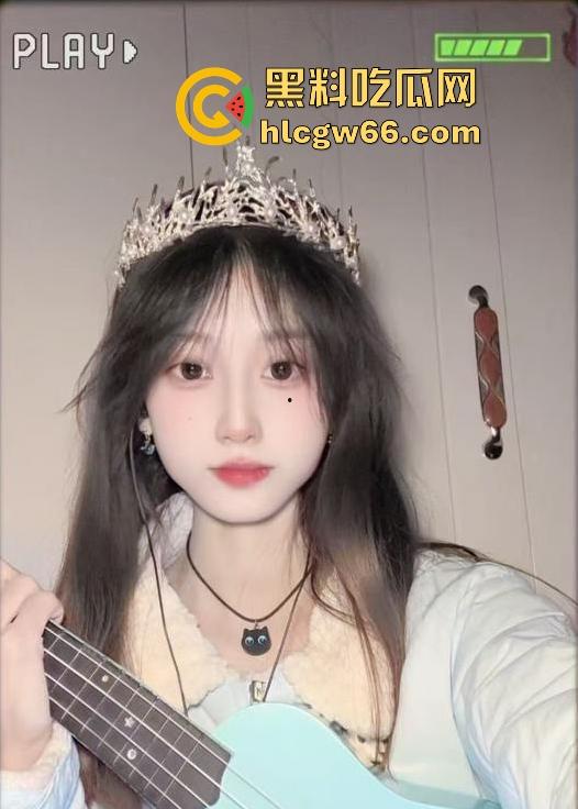 20岁黑龙江女学生【徐婉婷】可爱女神模样 敢想象背后靠卖贱卖自己的自慰视频为生!-4