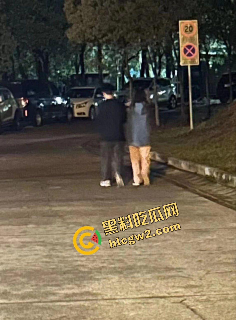 独家曝光!河南科技大学反差母狗『王昱心』公交车骚鸡 换男友如洗手 上位性爱遭泄密!-4