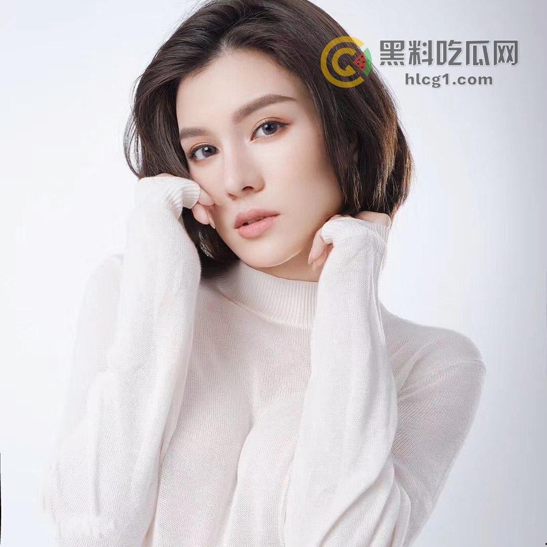 马来西亚混血女歌手蒋雨霏不为人知的一面:时尚天使变身夜间狂野女郎!-2