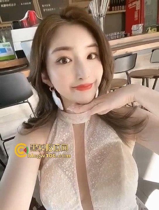 海南极品少妇【夏宇程】性爱视频曝光,平日里贤妻良母私底下非常淫荡,全程炸裂!-6