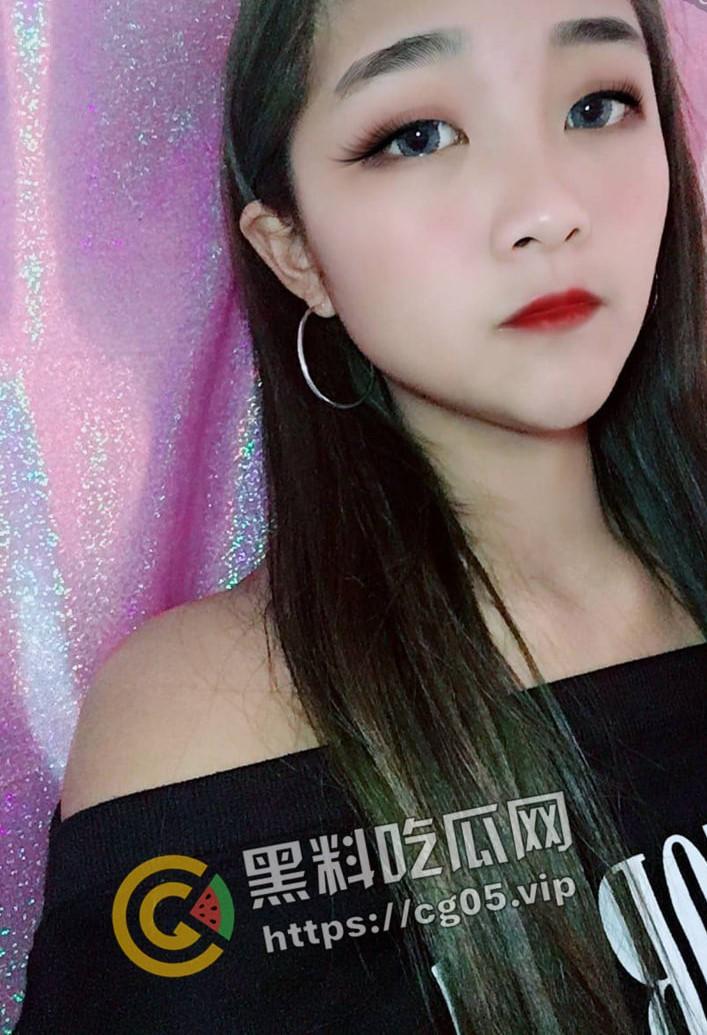 贵州惠水00后精神小妹【朱柳英】裸贷买苹果手机 被心机男重装电脑复制视频将其曝光 钢笔猛插小妹嫩逼-4