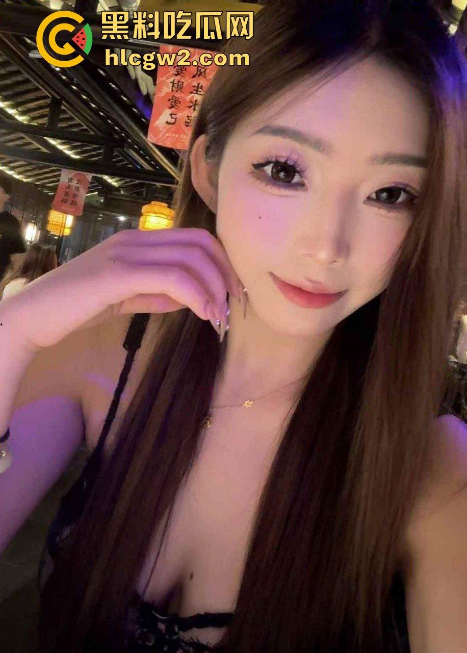 大奶美女主播【宵夜】私拍流出,颜值高得让人嫉妒!金主爆操私密视频流出,刺激到爆!-14