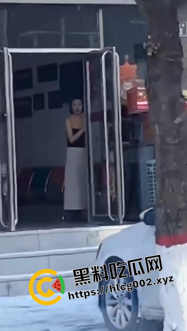 英雄出没小巷里 足浴店里见佳人!孤勇者扫街探店合集 师傅别找了 就这个吧-5