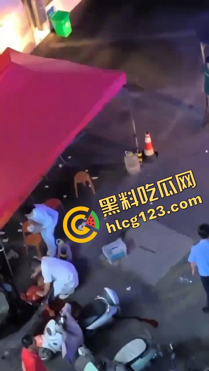 平顶山惊现街头悲剧!宝丰县老汽车站门前情杀,疑似因妻子出轨!-5