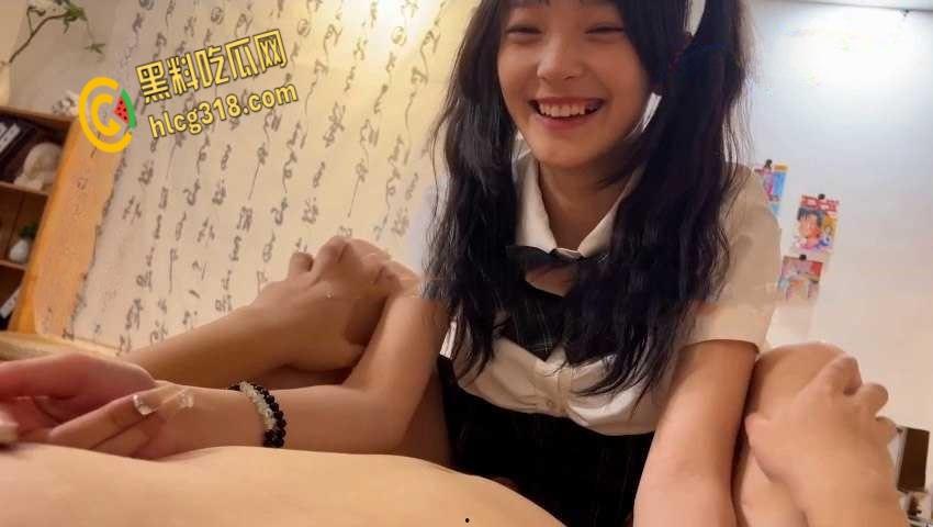 万人求购【印象足拍】最美校花,双马尾美腿足交 ,把小胖爽得神魂颠倒!-2