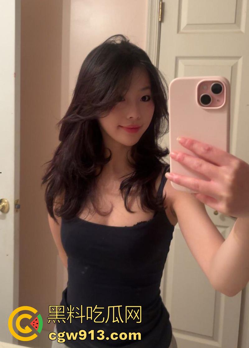 南阳师范学院乱伦母狗【王文曦】,超喜欢自慰的白虎嫩妹,各种自拍勾引网友,自慰竟然还是爸爸教的!-2