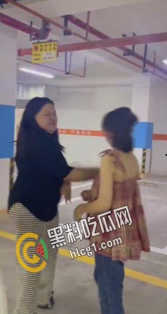 陕西省榆林市靖边县14岁女孩在小区地下车库被多人轮番霸凌羞辱不断扇耳光,我勒个恶魔波刚啊-1