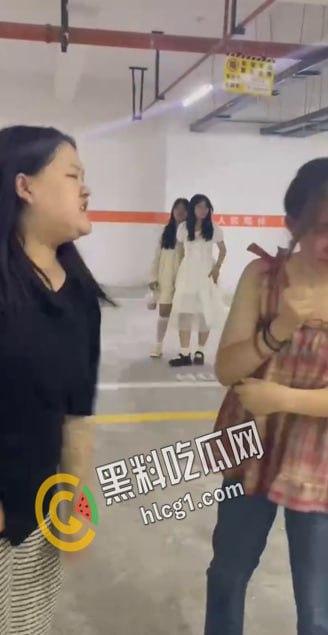 陕西省榆林市靖边县14岁女孩在小区地下车库被多人轮番霸凌羞辱不断扇耳光,我勒个恶魔波刚啊-3