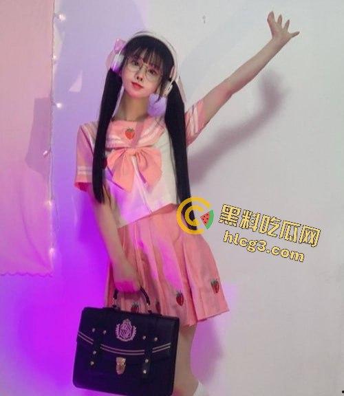 上海网红反差甜妹『吸酱』私拍泄密!甜美外表下的惊人真相,金钱交易背后的秘密曝光!-3