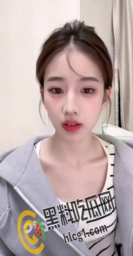 抖音500W粉丝网红 古风第一美人 黄玉瑶 直播时不慎露点 小葡萄真迷人 遭全网疯传!-6