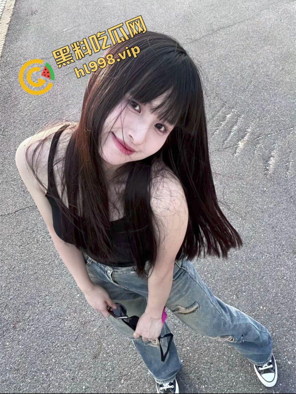 抖音齐刘海骚鸡『neinei』主页女神人设冰清玉洁 实际骚的没边 大哥约操十分得劲 独家曝光!-4