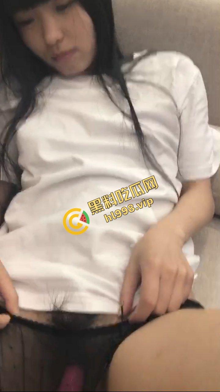 抖音齐刘海骚鸡『neinei』主页女神人设冰清玉洁 实际骚的没边 大哥约操十分得劲 独家曝光!-5