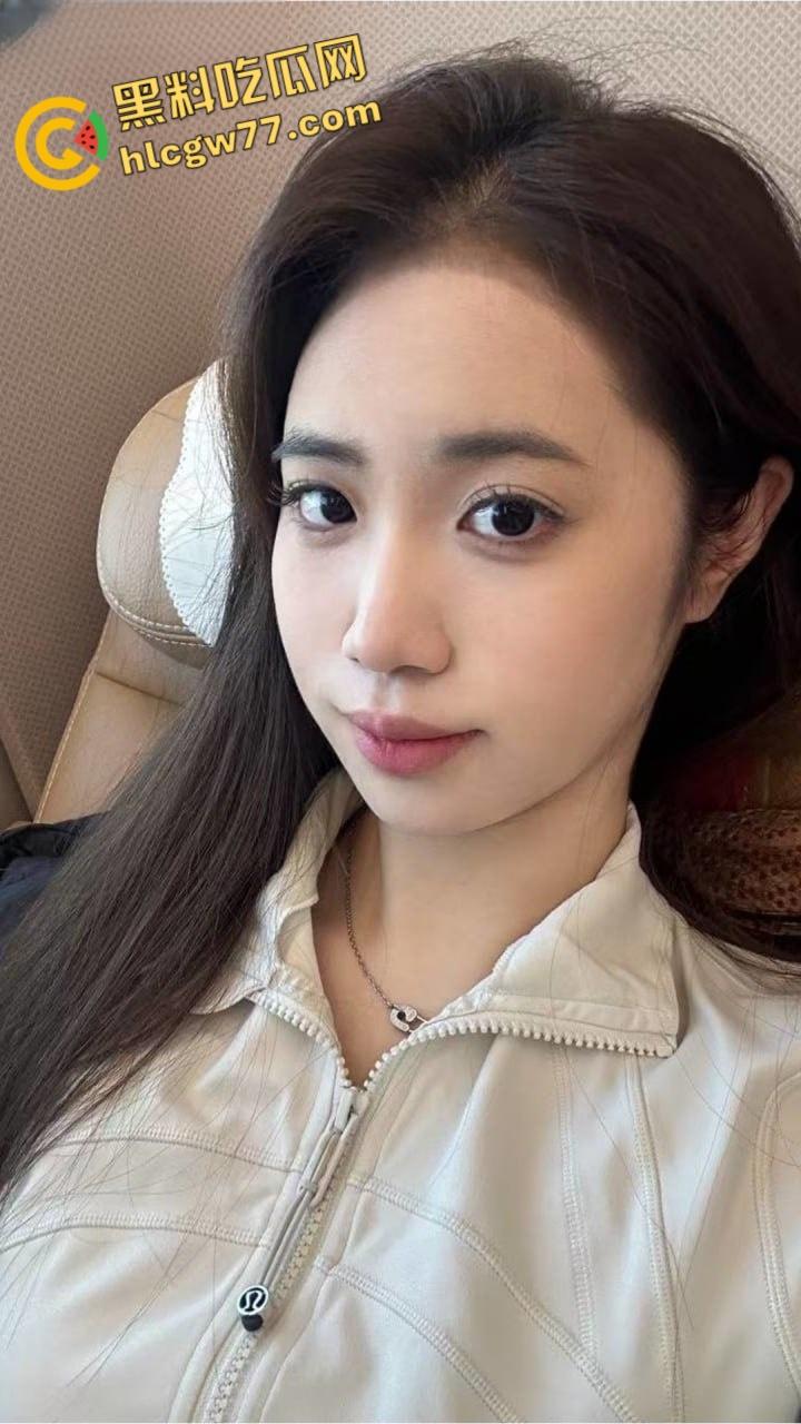 吉林大学舞蹈生【刘雪】修长身材和优雅气质，被男朋友调教成淫荡母狗 ！-1