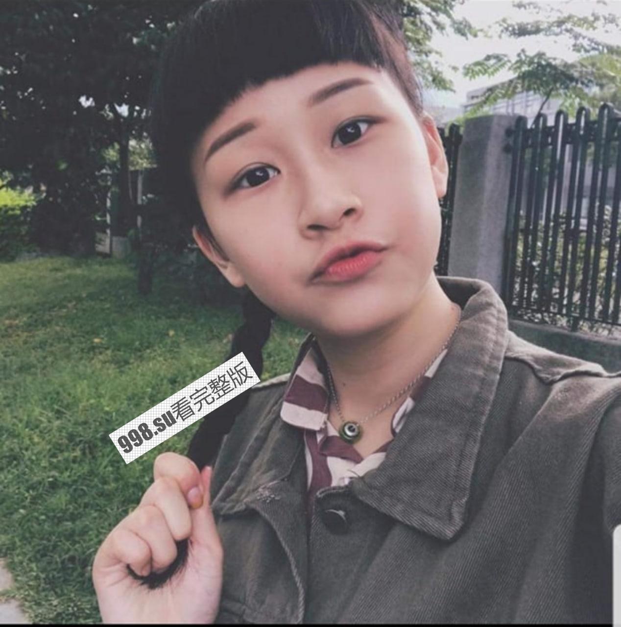 ❤️身材火爆的高三嫩妹❤️主动掰开粉嫩的鲍鱼果然是人美B靓-2