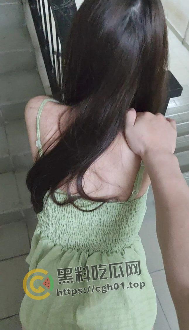 重磅流出!超高颜值学妹被暴力调教 黑丝足交 4p爆操 欲仙欲死的肉便器-13