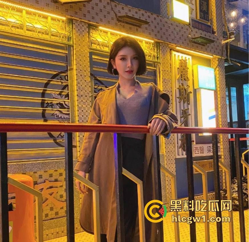 300万粉丝大网红【小喵大宝】全裸自慰视频外泄!本是大哥独享福利,结果全网疯传!-3