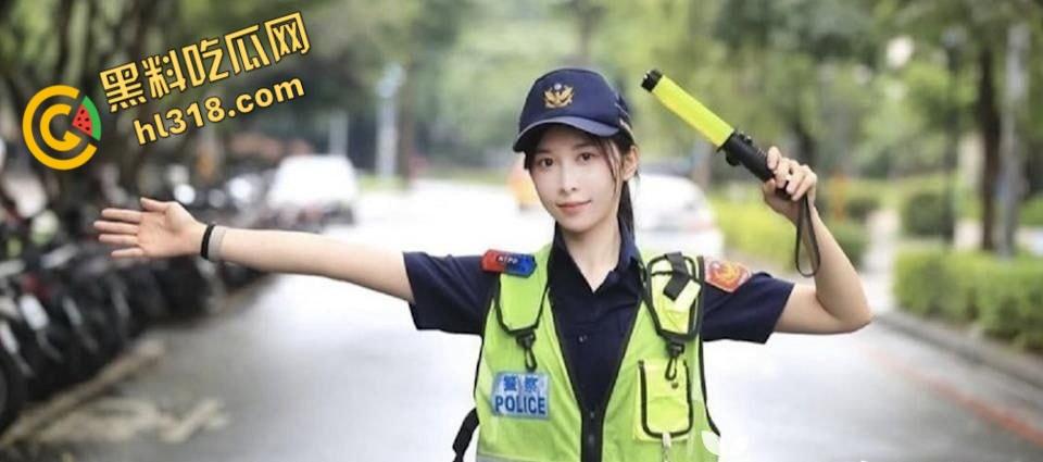 台湾网红女警【曾羽榛】,被男友偷拍性爱视频,并发到网上高价售卖,巨乳尤物床上淫荡姿态火爆全网!-2