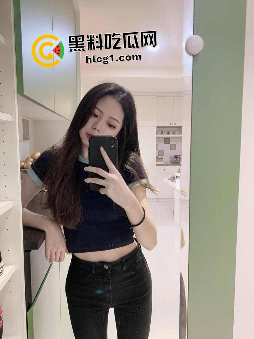 瓜友投稿!风骚女友超骚浪叫 捏下奶子就洪水泛滥 清纯的眼神大大的性欲-1