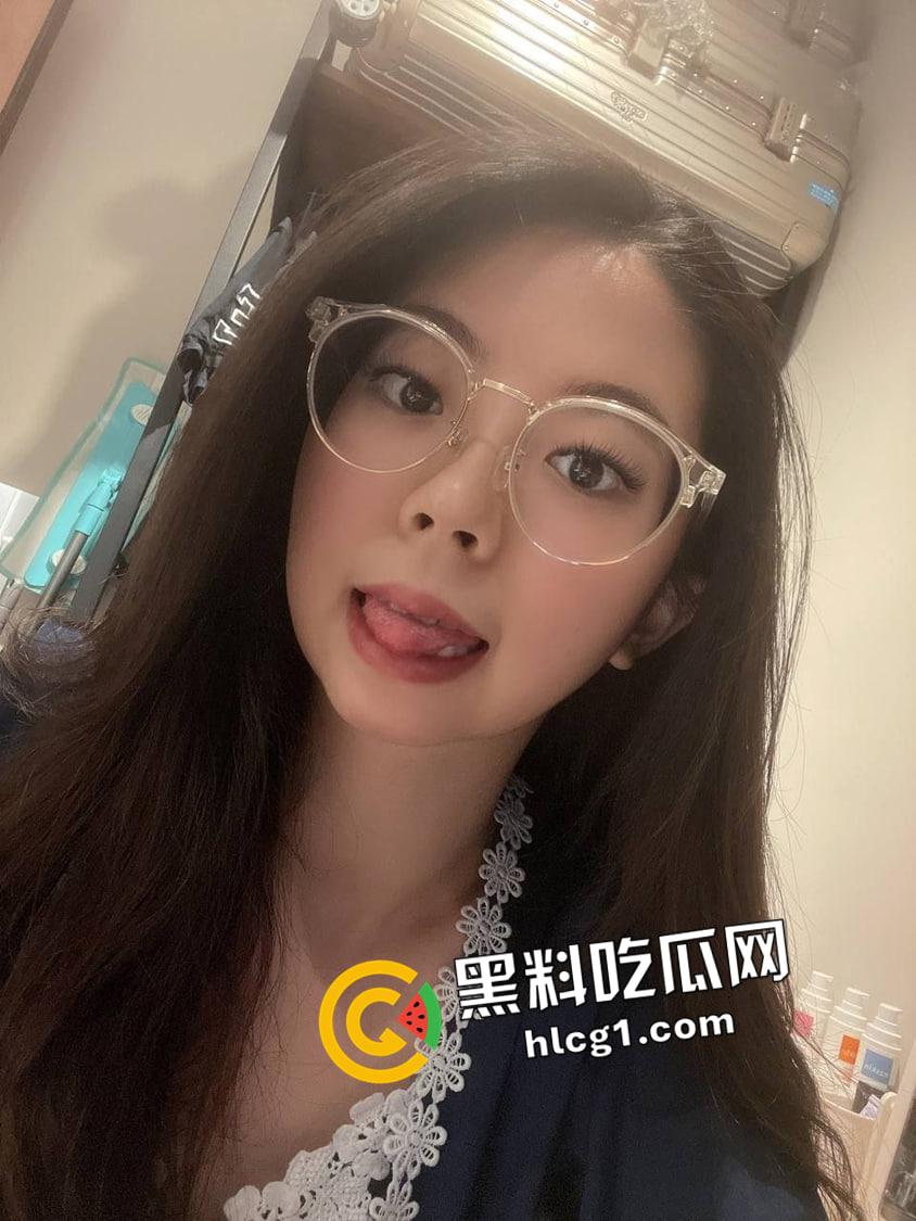 瓜友投稿!风骚女友超骚浪叫 捏下奶子就洪水泛滥 清纯的眼神大大的性欲-5