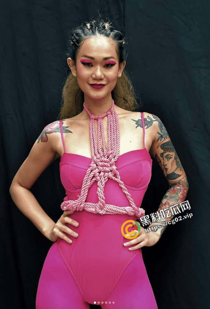 31岁港女舞蹈导师 江宝莹 携带‘液体大麻’入境鹿儿岛被捕!被网友起底 咸湿发骚影片 只不过是个沉迷毒品的骚货-4