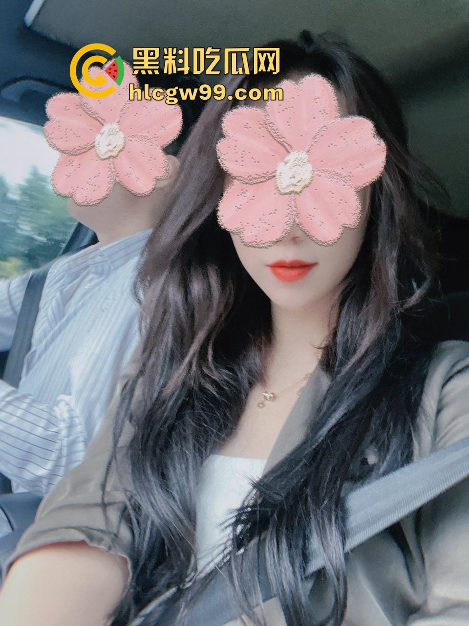 深圳绿帽大神又分享群P细节,沉迷征服人妻的肉体和精神,群P玩出新高度,肉棒前后夹击一边哭一边爽!-5