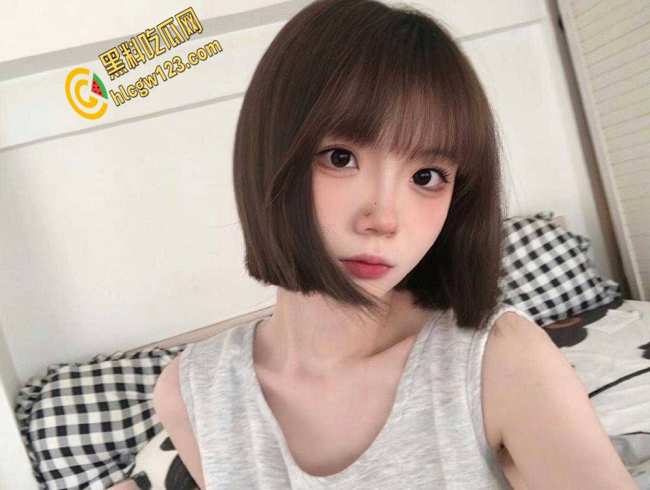 赣州师范科技学院【杨嘉婧】,青春期的身体就是躁动,粉逼都肿了嘴上还喊着我要!-3