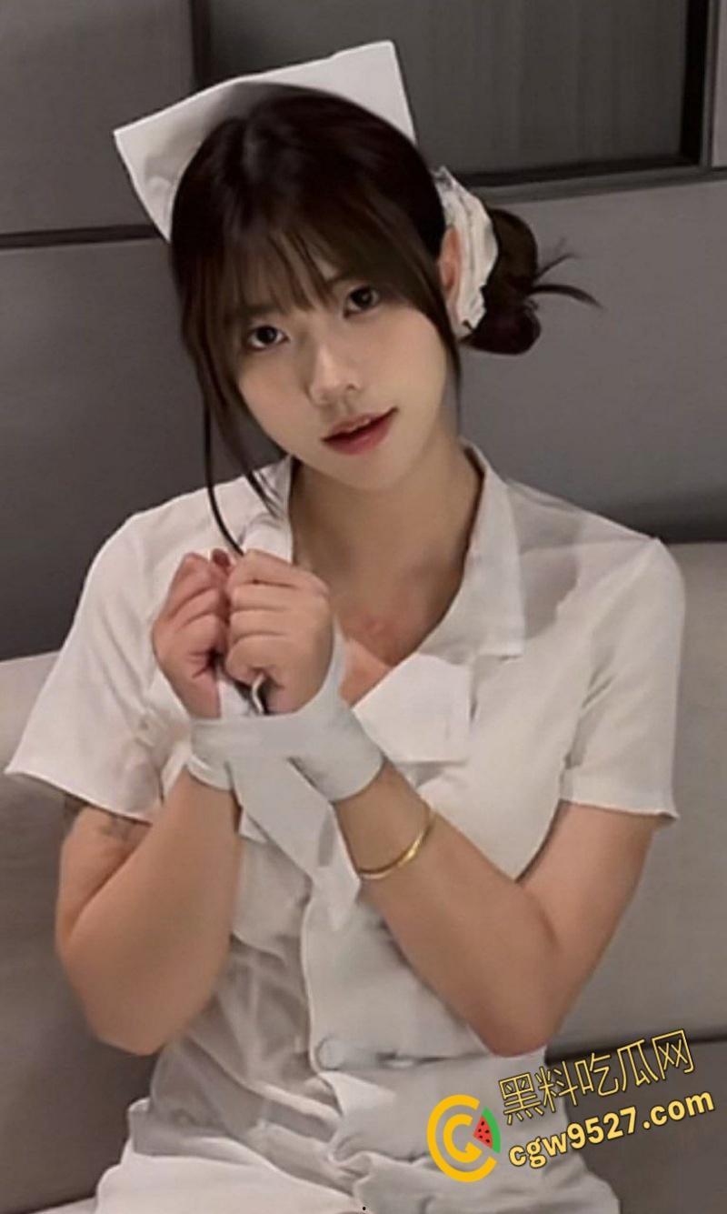 抖音高颜值百万网红【鱼神】，最新微密圈付费资源，野外车内跳蛋自慰，享受不一样的刺激体验！-3