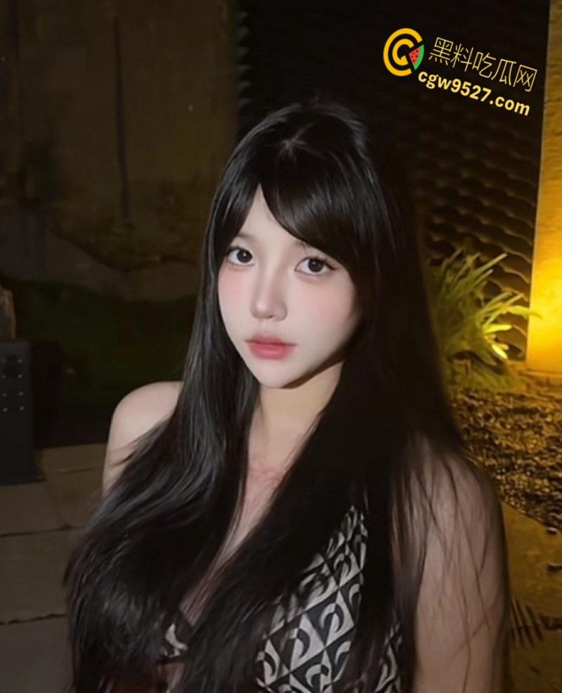 抖音高颜值百万网红【鱼神】，最新微密圈付费资源，野外车内跳蛋自慰，享受不一样的刺激体验！-5