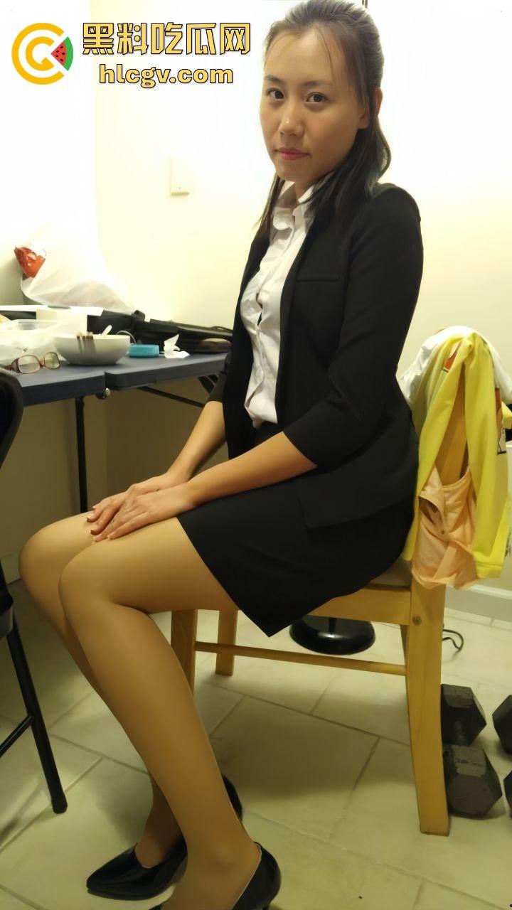 台州极品骚货【蒋莉】云盘高质私拍不雅照泄露!从销售干到婚纱,再被调教成母狗,真是玩得够野!-1